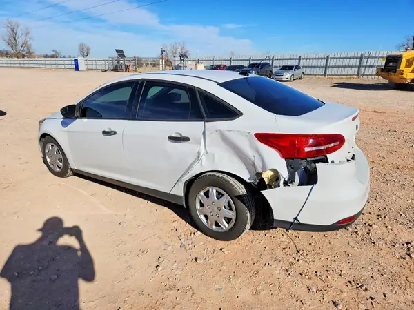1FADP3E2XJL238615 2018 FORD FOCUS - Image 2