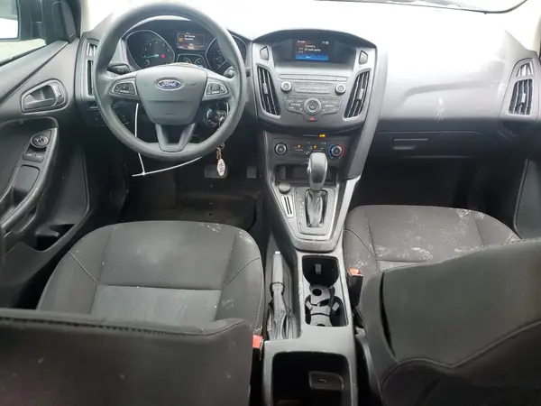 1FADP3E2XJL261084 2018 FORD FOCUS - Image 8