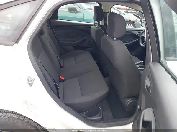 1FADP3E2XJL274689 2018 FORD FOCUS - Image 8