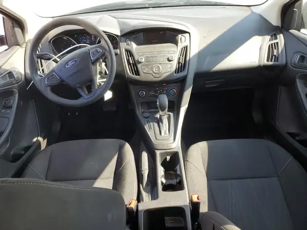 1FADP3E2XJL275504 2018 FORD FOCUS - Image 8