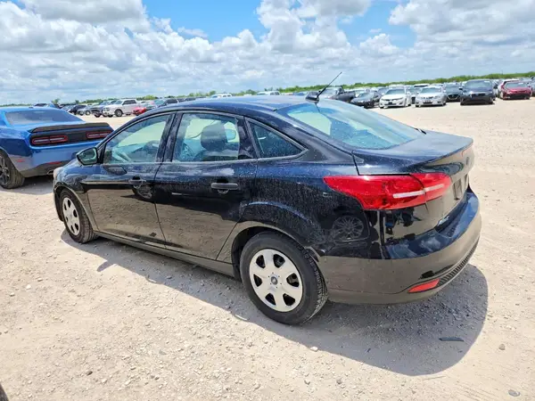 1FADP3E2XJL277477 2018 FORD FOCUS - Image 2