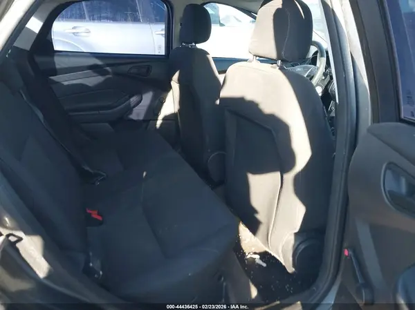 1FADP3E2XJL286891 2018 FORD FOCUS - Image 8