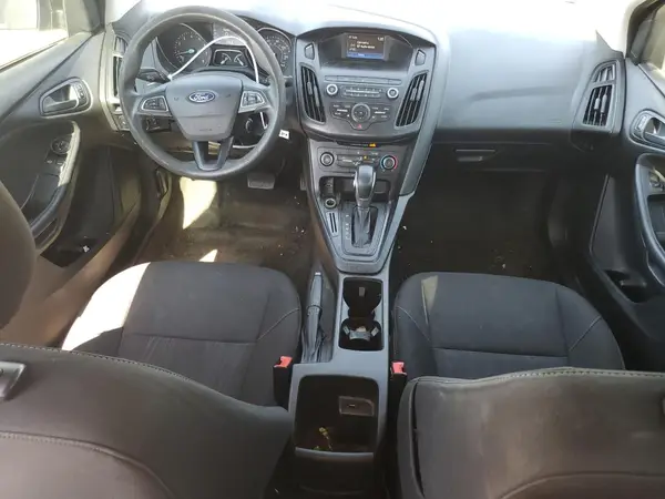 1FADP3E2XJL302250 2018 FORD FOCUS - Image 8