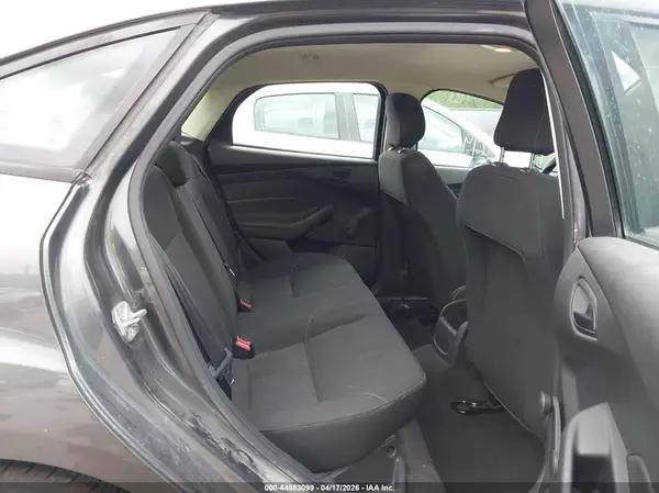 1FADP3E2XJL312051 2018 FORD FOCUS - Image 8
