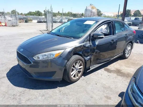 1FADP3F20GL203511 2016 FORD FOCUS - Image 2