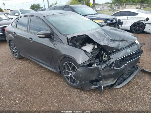 1FADP3F20GL215934 2016 FORD FOCUS - Image 1