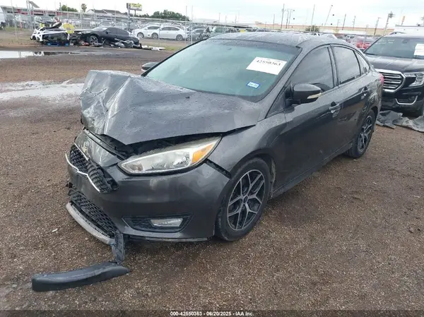 1FADP3F20GL215934 2016 FORD FOCUS - Image 2
