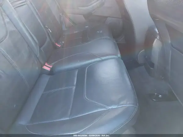 1FADP3F20GL228005 2016 FORD FOCUS - Image 8