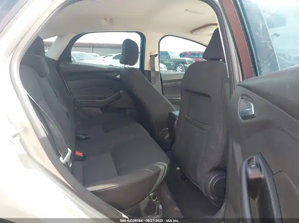 1FADP3F20GL282582 2016 FORD FOCUS - Image 8