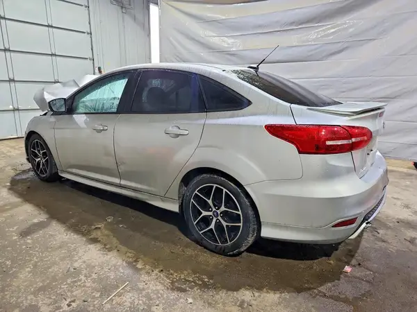 1FADP3F20GL308520 2016 FORD FOCUS - Image 2