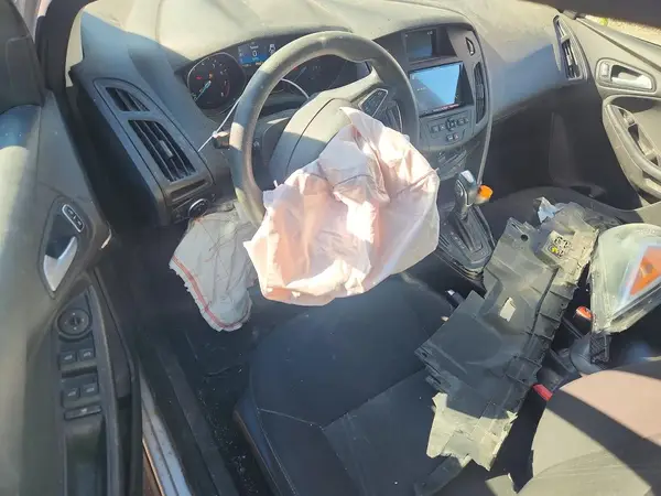 1FADP3F20GL329500 2016 FORD FOCUS - Image 8