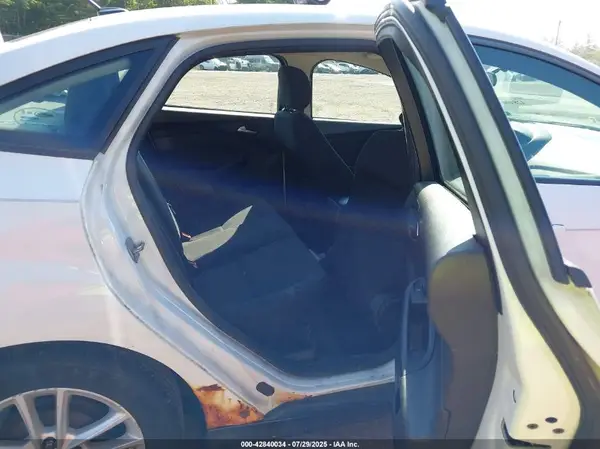 1FADP3F20GL375568 2016 FORD FOCUS - Image 8