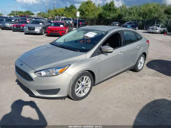 1FADP3F20GL378020 2016 FORD FOCUS - Image 2