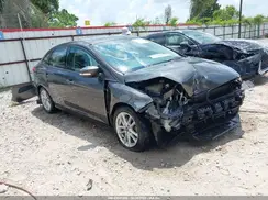 1FADP3F20GL381807 2016 FORD FOCUS
