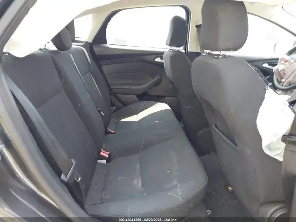 1FADP3F20GL381807 2016 FORD FOCUS - Image 8