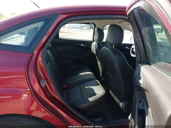 1FADP3F20GL388269 2016 FORD FOCUS - Image 8