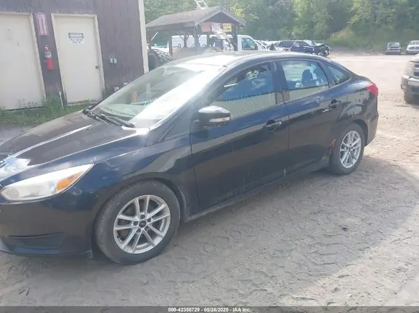1FADP3F20GL400887 2016 FORD FOCUS - Image 2