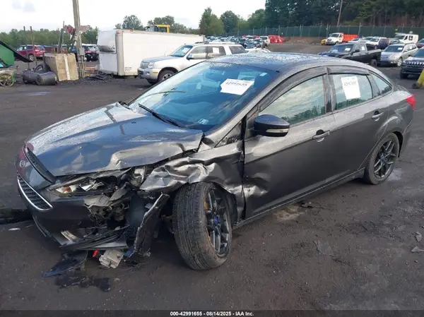 1FADP3F20GL401375 2016 FORD FOCUS - Image 2