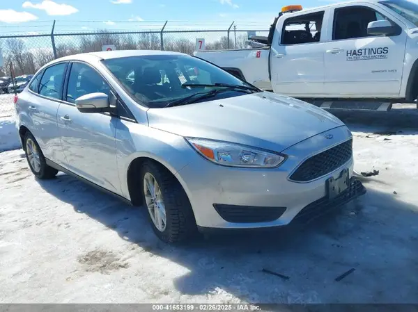 1FADP3F20HL200707 2017 FORD FOCUS - Image 1