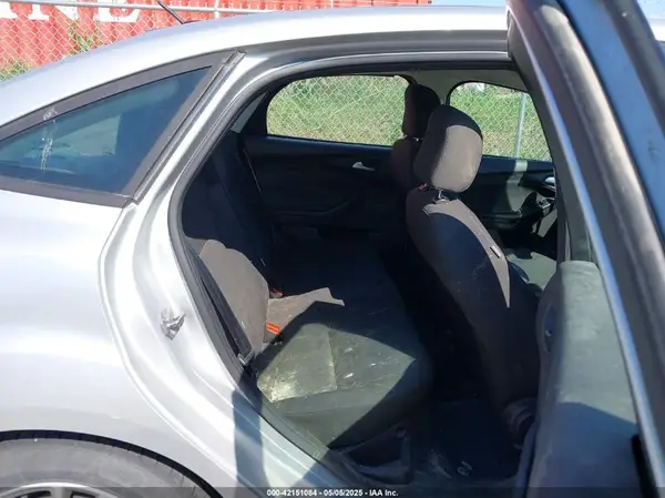 1FADP3F20HL218415 2017 FORD FOCUS - Image 8