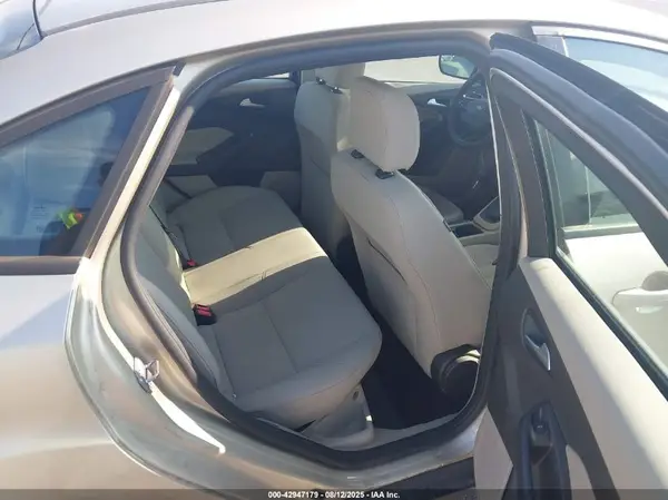 1FADP3F20HL221248 2017 FORD FOCUS - Image 8
