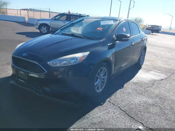 1FADP3F20HL236235 2017 FORD FOCUS - Image 2