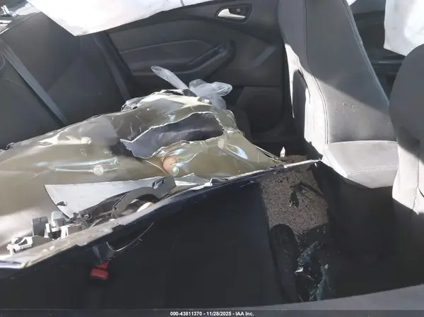 1FADP3F20HL236235 2017 FORD FOCUS - Image 8