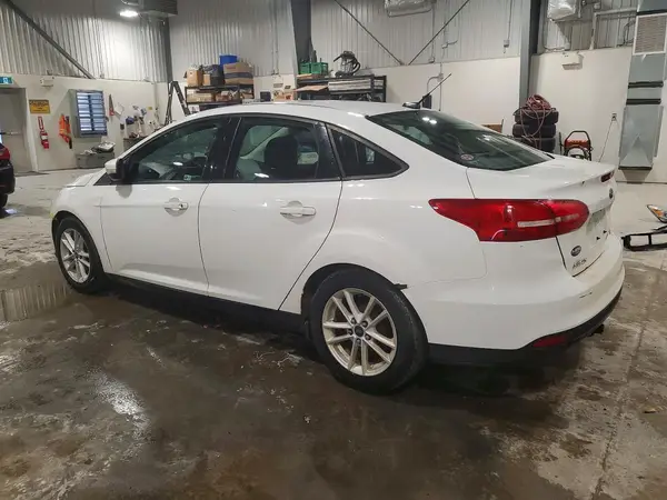 1FADP3F20HL236302 2017 FORD FOCUS - Image 2