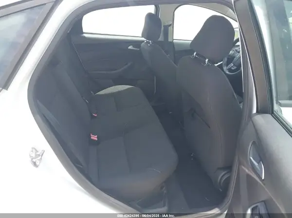 1FADP3F20HL244335 2017 FORD FOCUS - Image 8