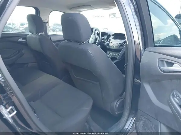 1FADP3F20HL253231 2017 FORD FOCUS - Image 8