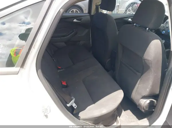 1FADP3F20HL255061 2017 FORD FOCUS - Image 8