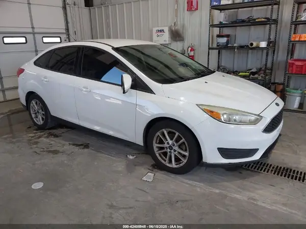 1FADP3F20HL268649 2017 FORD FOCUS - Image 1