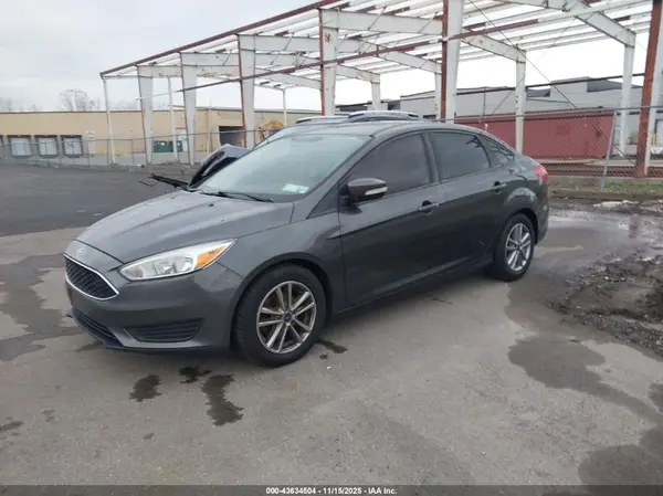 1FADP3F20HL271650 2017 FORD FOCUS - Image 2