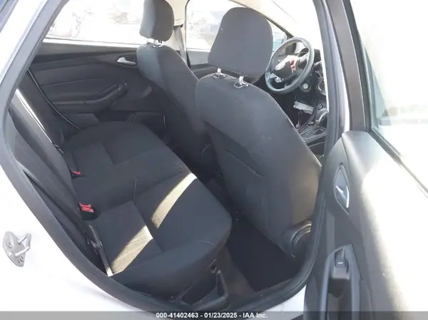 1FADP3F20HL288531 2017 FORD FOCUS - Image 8