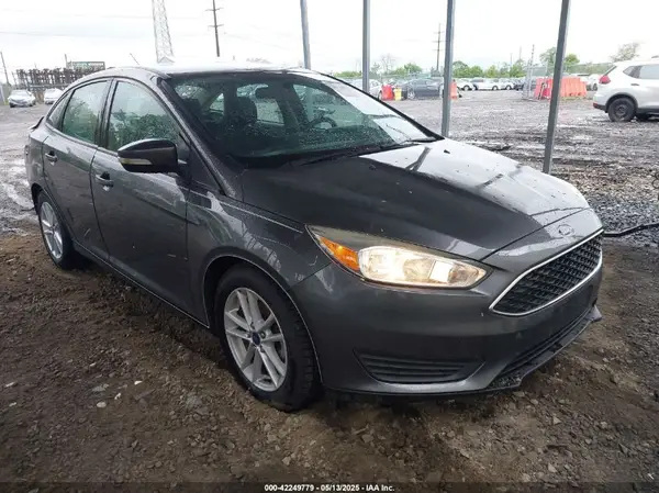 1FADP3F20HL296869 2017 FORD FOCUS - Image 1
