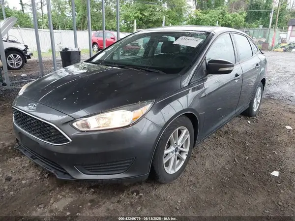 1FADP3F20HL296869 2017 FORD FOCUS - Image 2