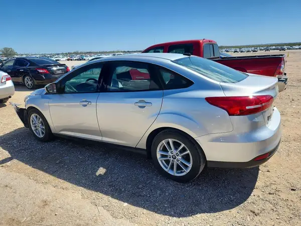 1FADP3F20HL300550 2017 FORD FOCUS - Image 2