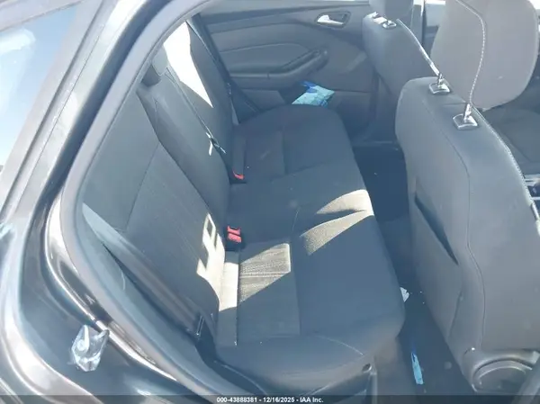 1FADP3F20JL215570 2018 FORD FOCUS - Image 8