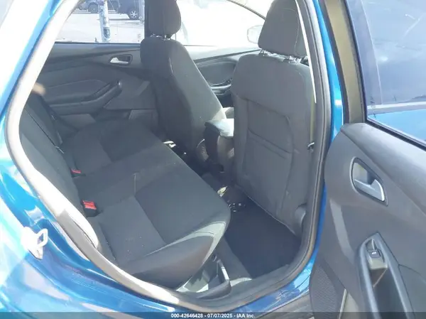 1FADP3F20JL222633 2018 FORD FOCUS - Image 8