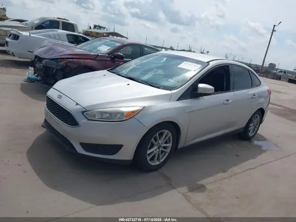 1FADP3F20JL225287 2018 FORD FOCUS - Image 2