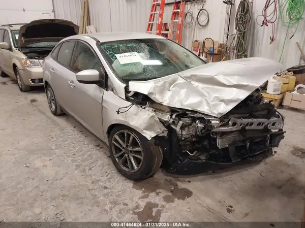 1FADP3F20JL231607 2018 FORD FOCUS - Image 1