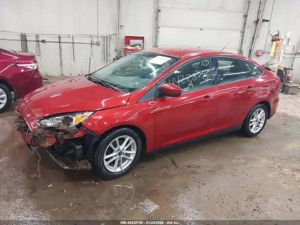 1FADP3F20JL239495 2018 FORD FOCUS - Image 2