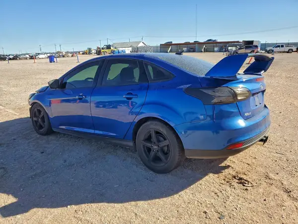 1FADP3F20JL250805 2018 FORD FOCUS - Image 2