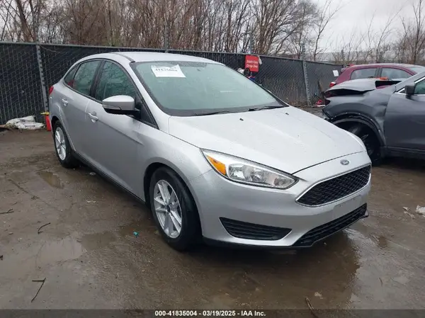 1FADP3F20JL306628 2018 FORD FOCUS - Image 1
