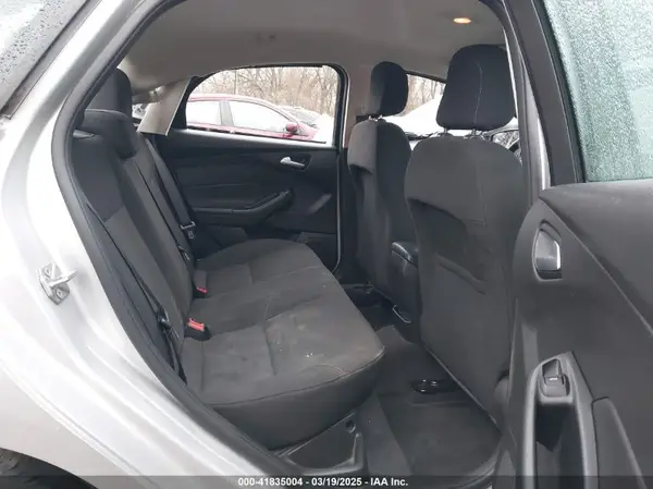 1FADP3F20JL306628 2018 FORD FOCUS - Image 8
