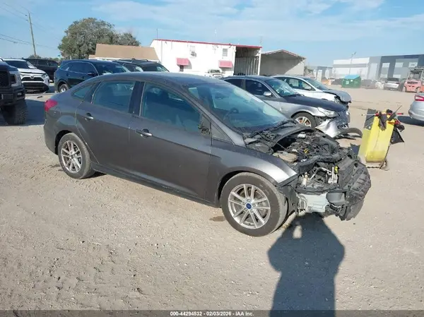 1FADP3F20JL308461 2018 FORD FOCUS - Image 1