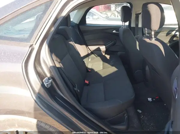 1FADP3F20JL308461 2018 FORD FOCUS - Image 8