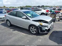 1FADP3F20JL318388 2018 FORD FOCUS