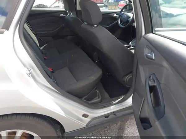 1FADP3F20JL318388 2018 FORD FOCUS - Image 8