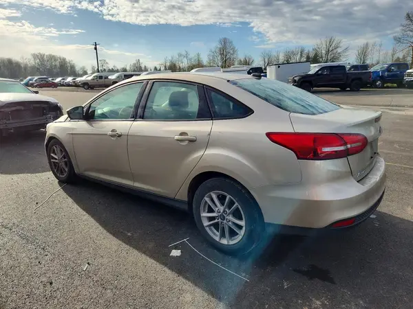 1FADP3F20JL327432 2018 FORD FOCUS - Image 2
